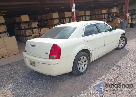2007 Chrysler 300 Touring from USA, damaged, VIN 2C3KA53GX7H892120